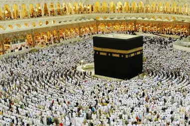 4 Star 14 Nights September Umrah Package