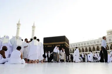 4 Star 14 Nights February Umrah Package